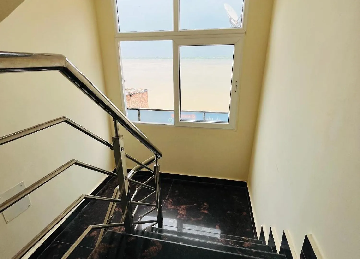 River View Paying Guest House Varanasi