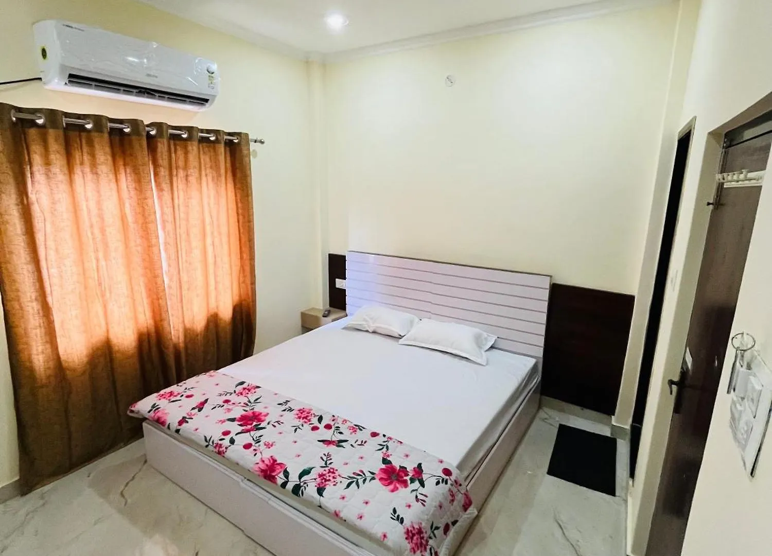 River View Paying Guest House Varanasi